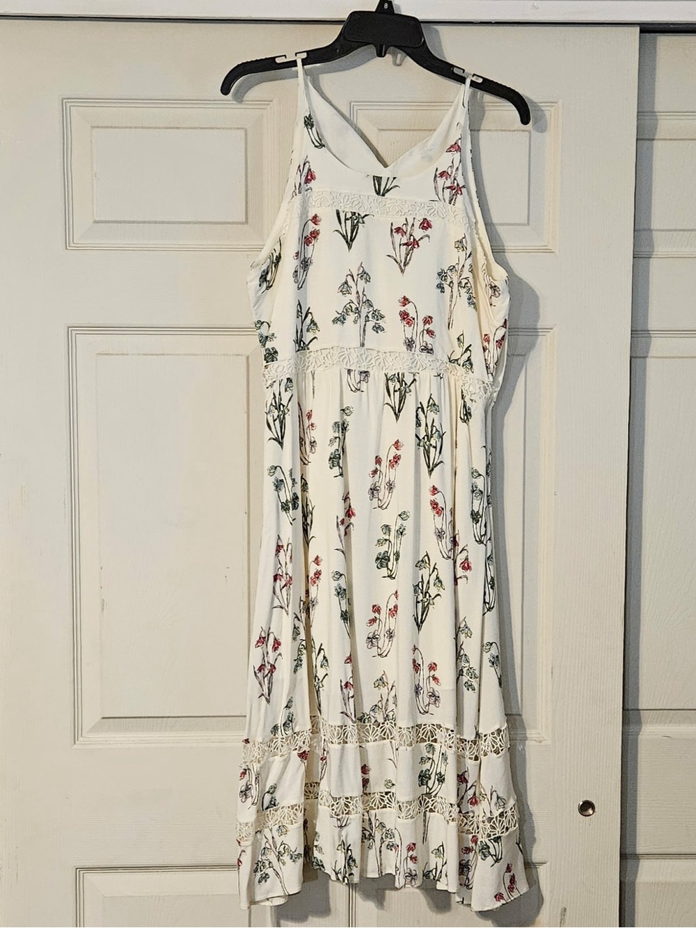 LC Lauren Conrad White Floral Spring Summer Dress NEW WITH TAGS Size M Disney